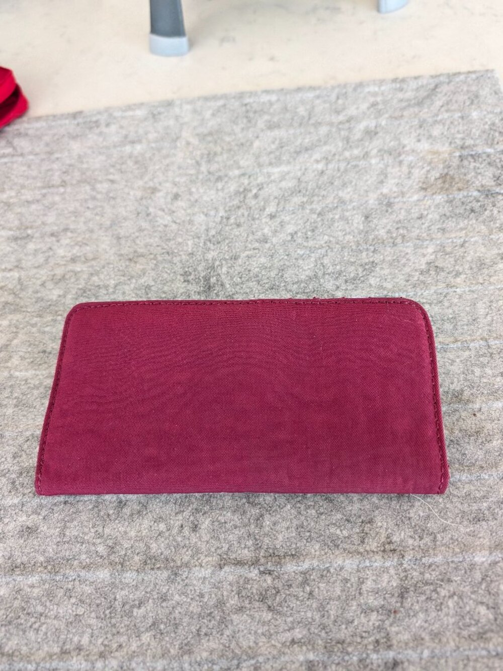 Kipling wallet in Red Wine
